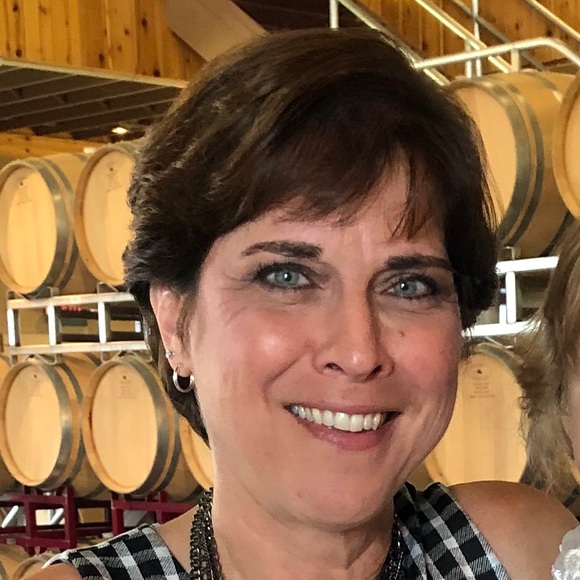 Meet your Posher, Teresa - Picture 1 of 1